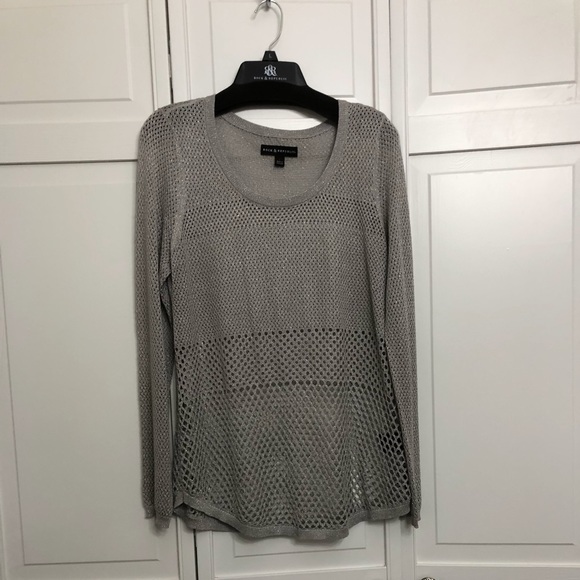 Rock & Republic EUC!✅Silver Metallic Sweater Sz L - Picture 3 of 7